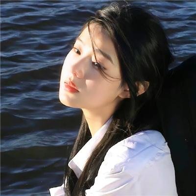 采蘑菇的夫妻